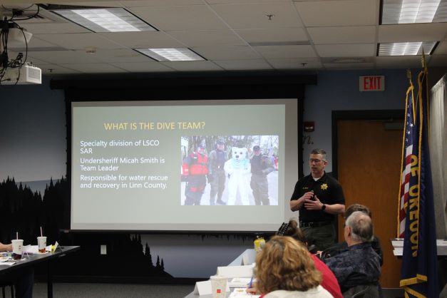 Image 10 of 18 in gallery section. Image title is Dive Team presentation.