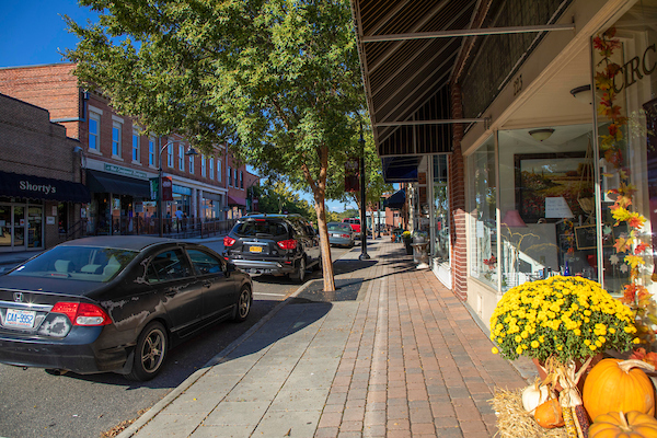 Image 4 of 5 in gallery section. Image title is White Street B.2020.