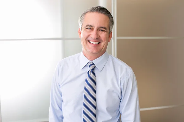 Bob Jones | HR Analyst