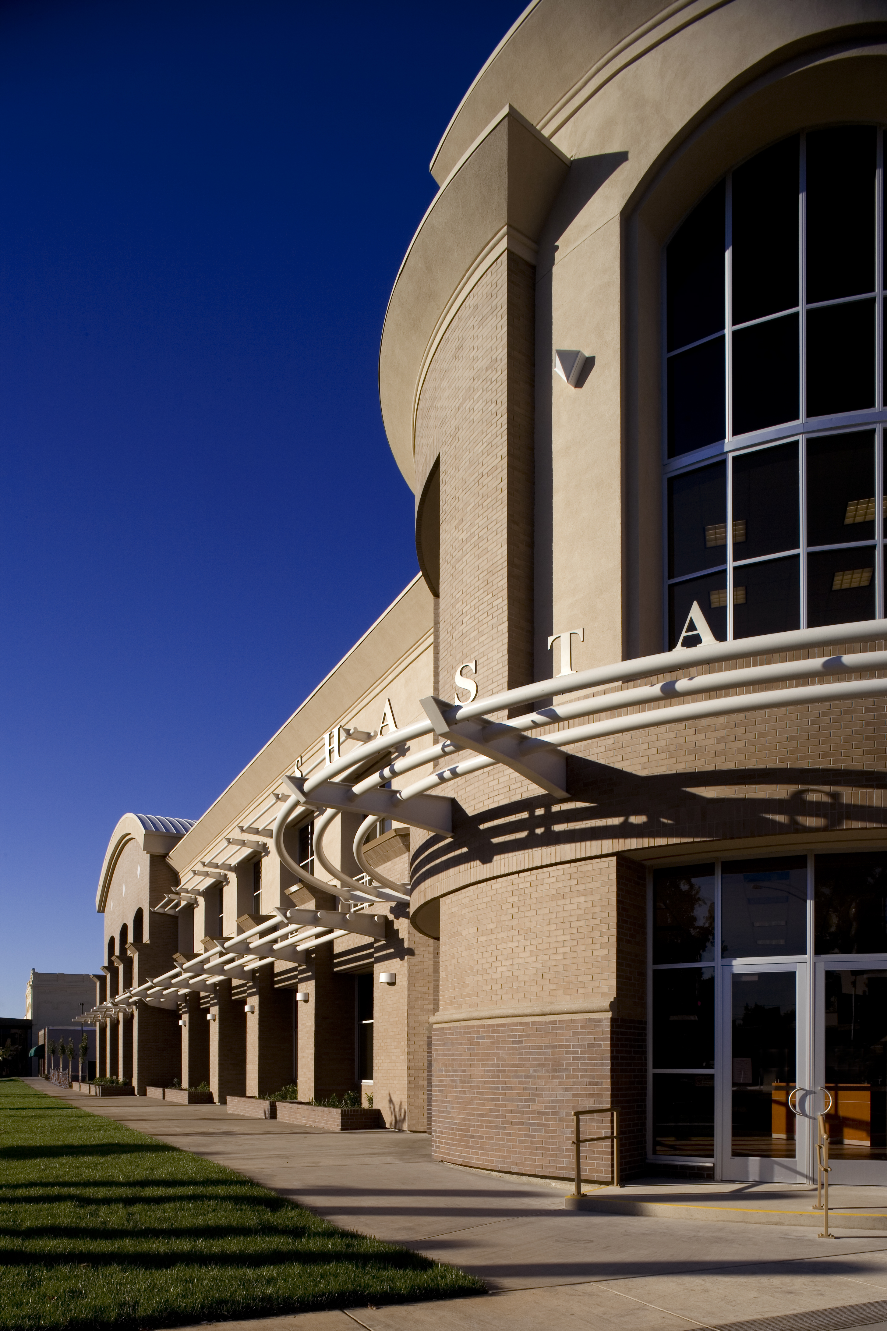 Image 7 of 22 in gallery section. Image title is Downtown Campus.