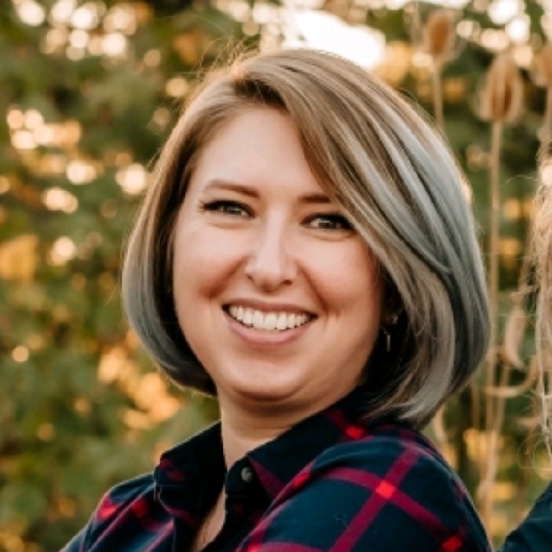 Lora Francis