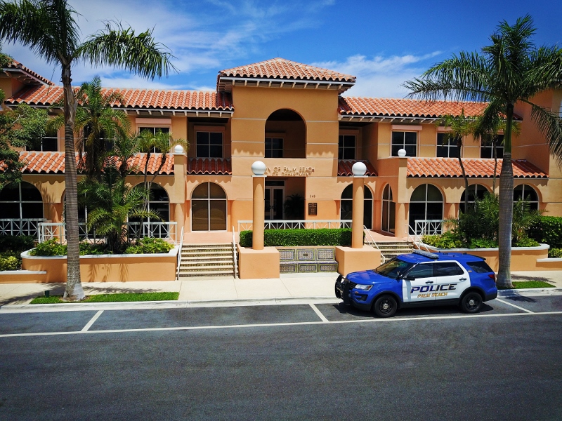 Town of Palm Beachbackground