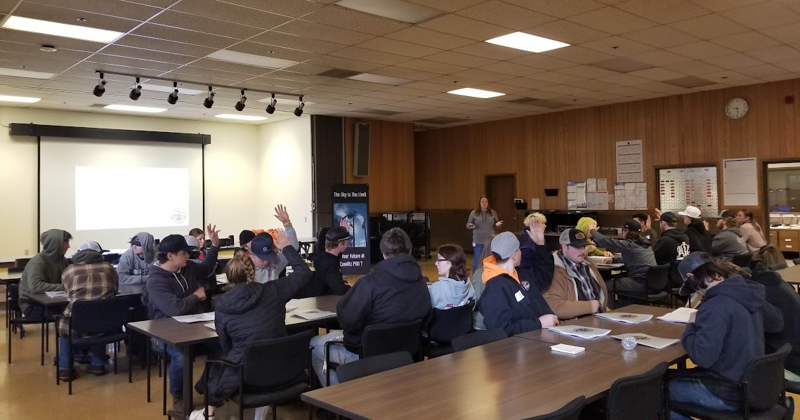 Connecting Students to the Utility World